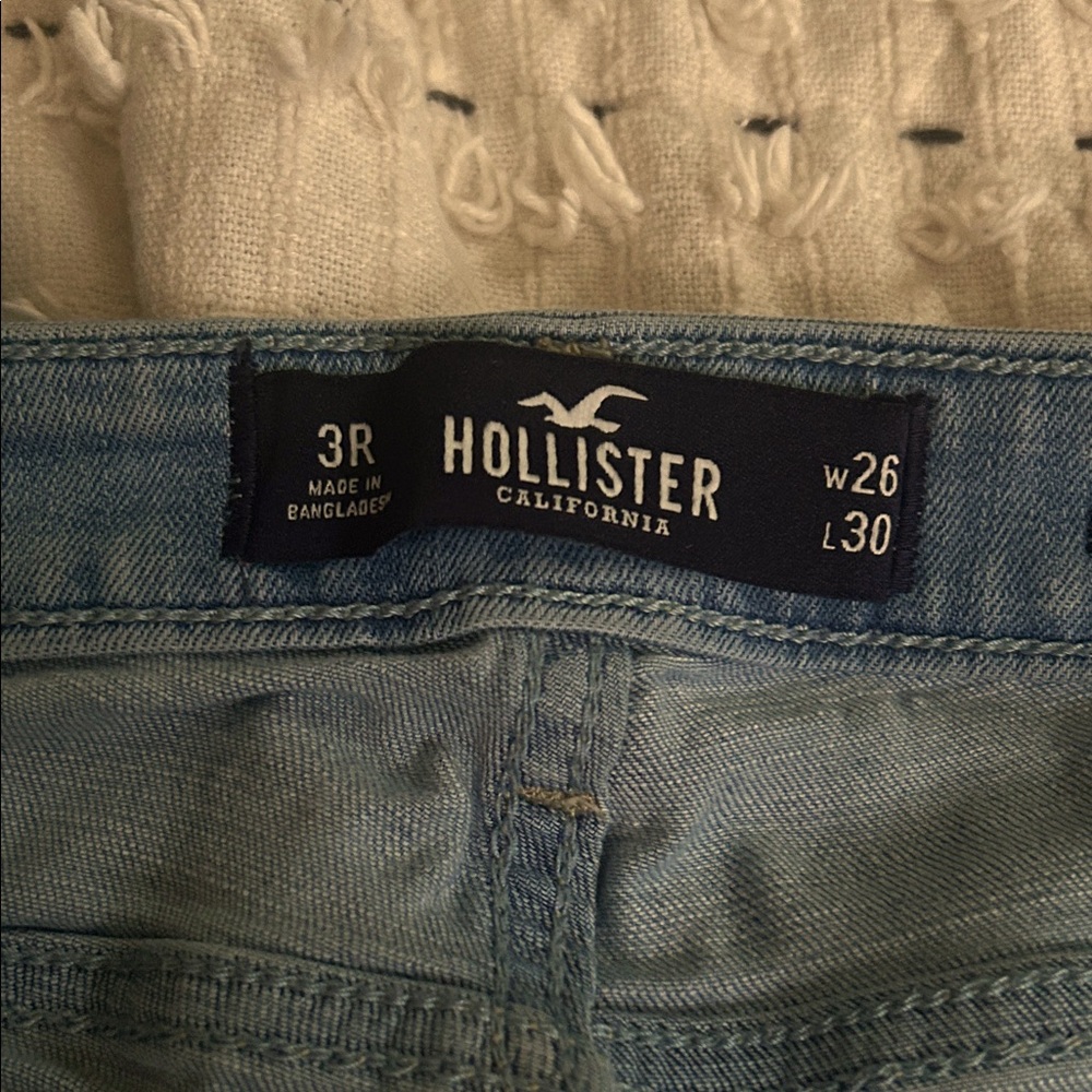 Hollister Denim in Light Blue